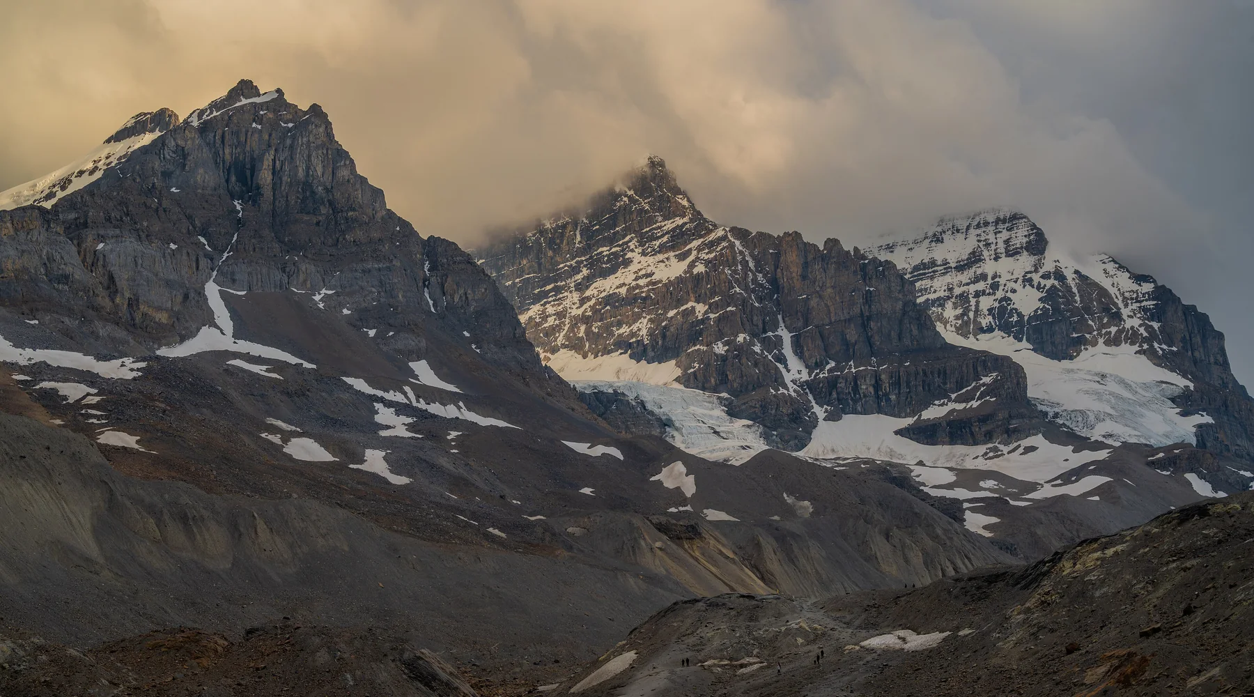 Mount Andromeda at dusk in Jasper National Park