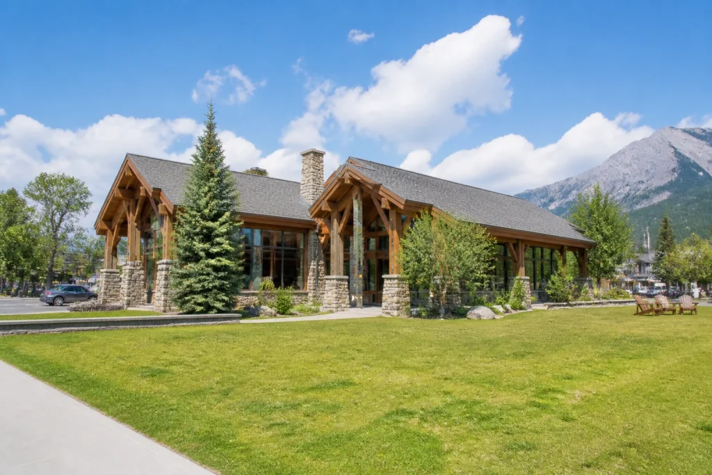 Jasper Visitor Information Centre and lawn in the townsite